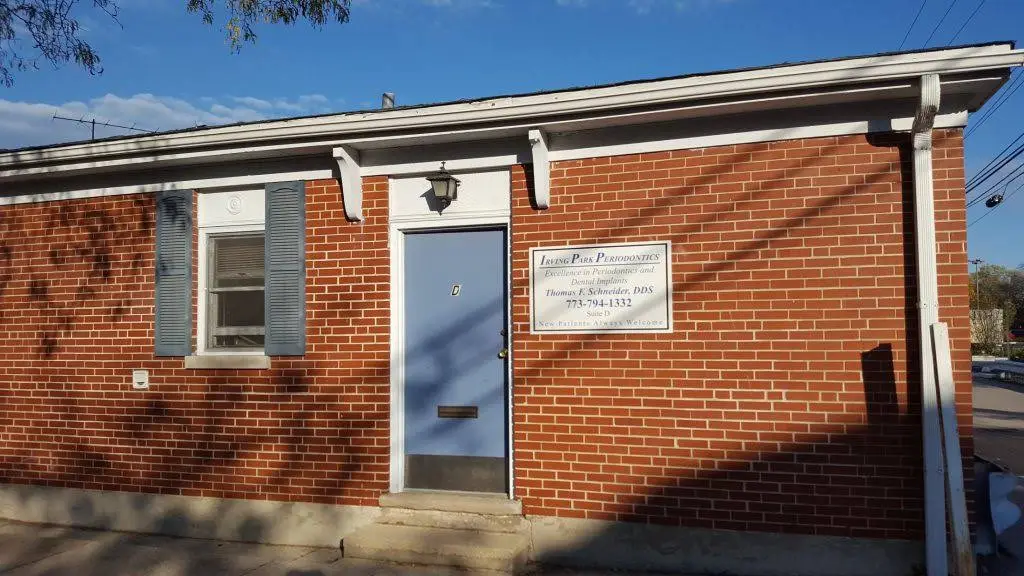 Irving Park Periodontics - Professional dental clinic exterior with modern facilities