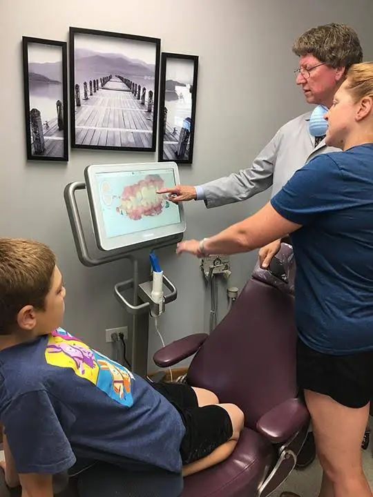 Midway Orthodontics - Professional dental clinic exterior with modern facilities