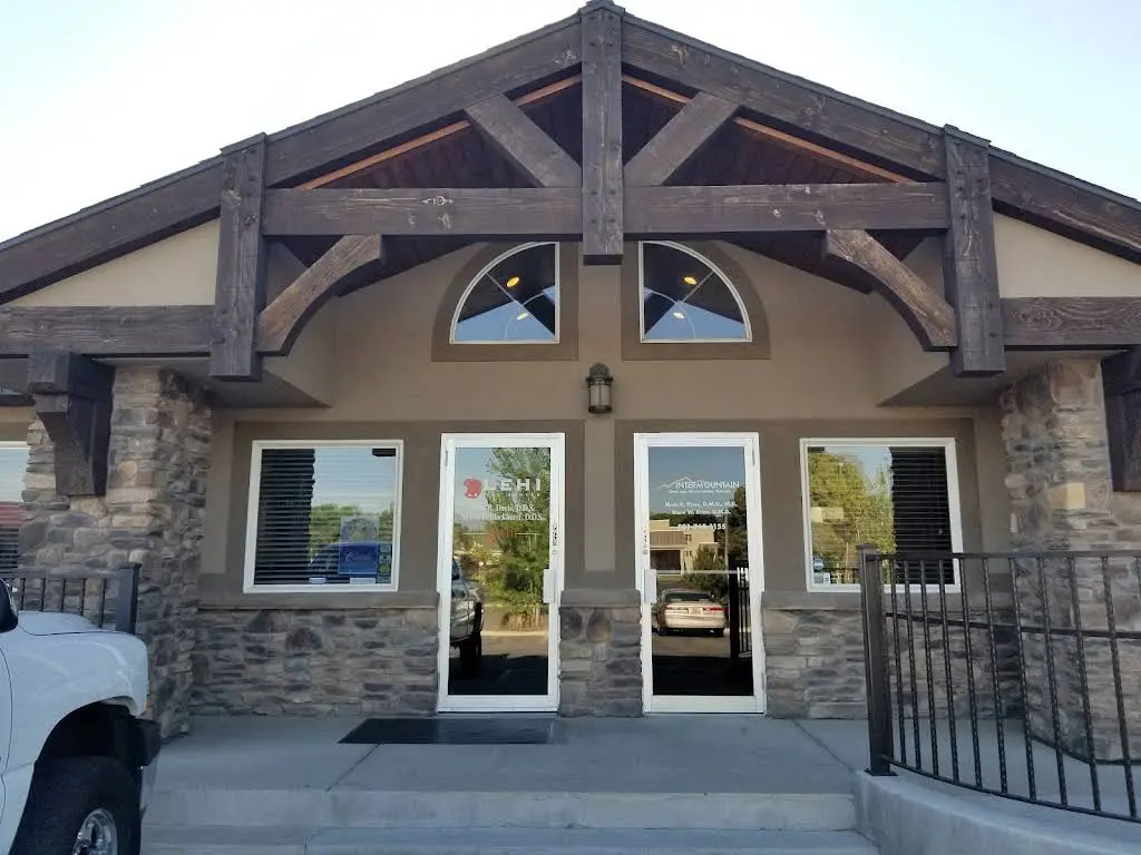 Lehi Dental Center - Professional dental clinic exterior with modern facilities