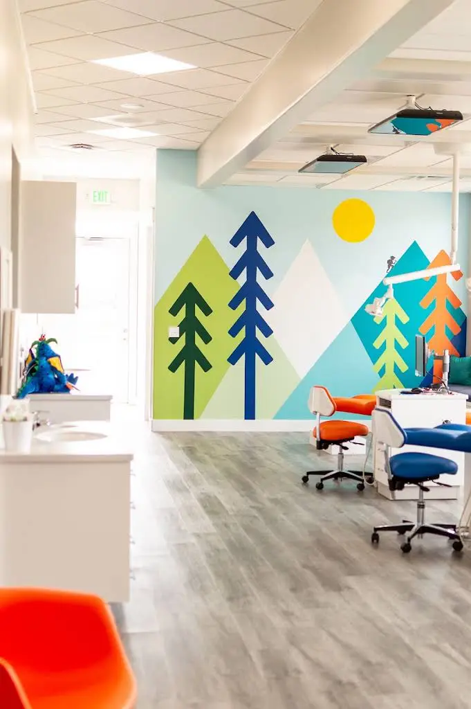 Alpine Kids Dentistry - Professional dental clinic exterior with modern facilities