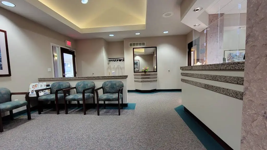 Illinois Valley Oral Surgeons - Professional dental clinic exterior with modern facilities