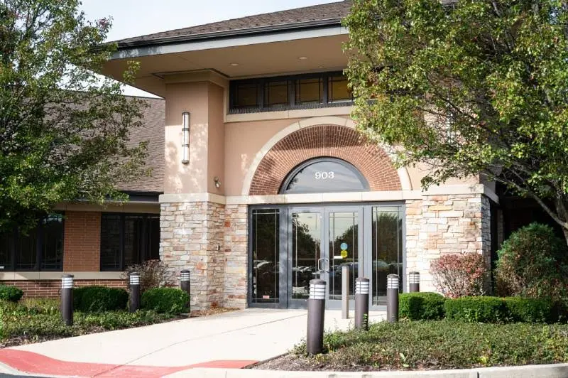 Professional Endodontics of Illinois - Professional dental clinic exterior with modern facilities