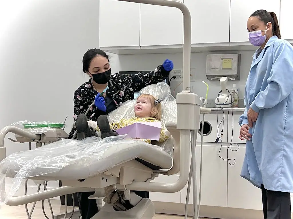Apple Dental Care - Professional dental clinic exterior with modern facilities