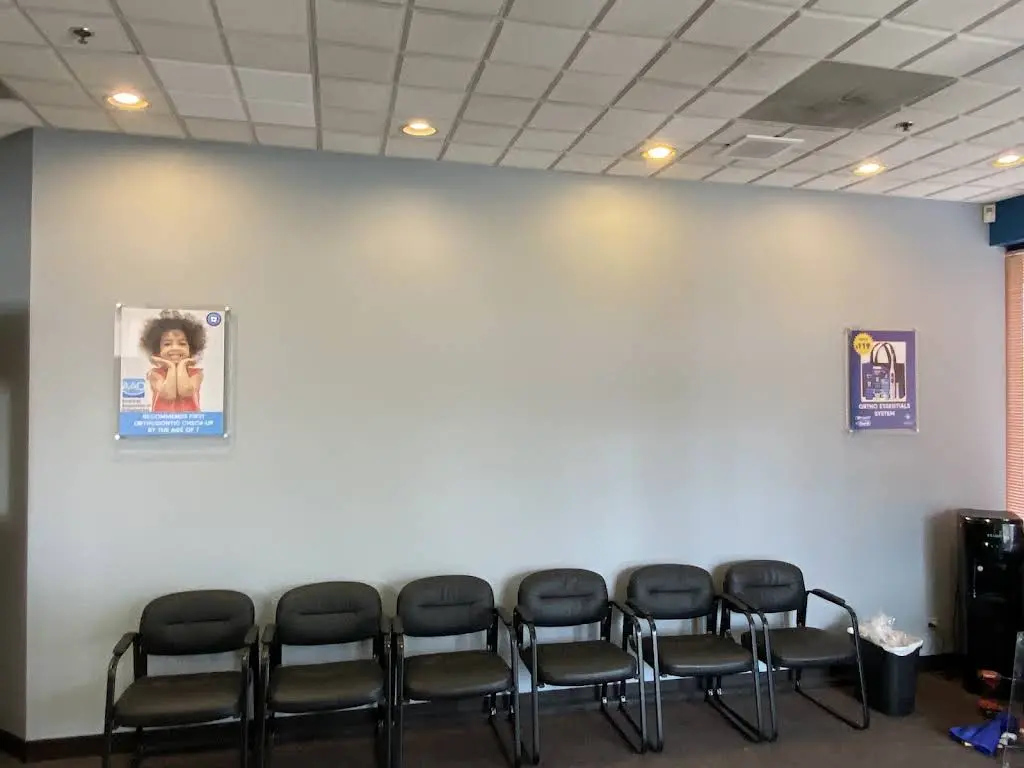 Orthodontic Experts Willowbrook - Professional dental clinic exterior with modern facilities