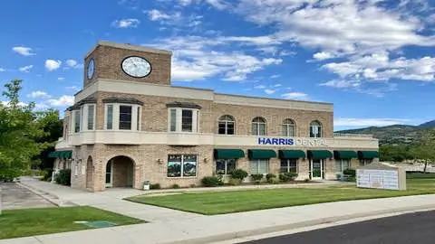 Harris Dental - Professional dental clinic exterior with modern facilities