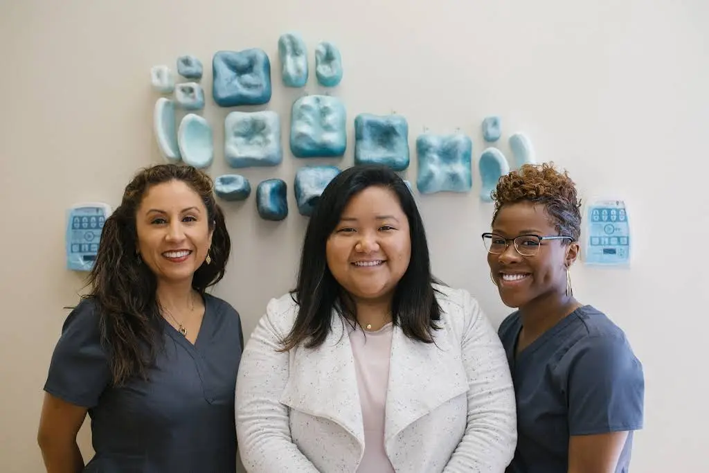 Dominion Hills Family Dentistry - Professional dental clinic exterior with modern facilities