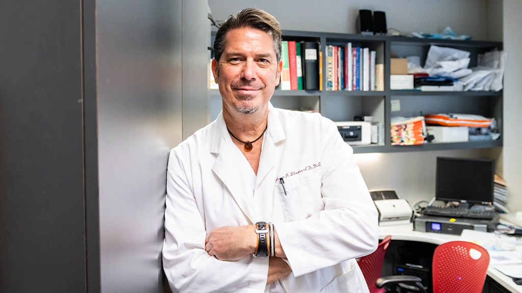 Marc P. Stanard, DDS, PC Specialist in Periodontics and Surgical Implant Dentistry - Professional dental clinic exterior with modern facilities