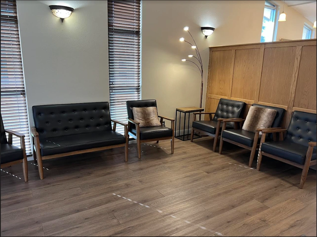 Ellsworth Dental - Professional dental clinic exterior with modern facilities