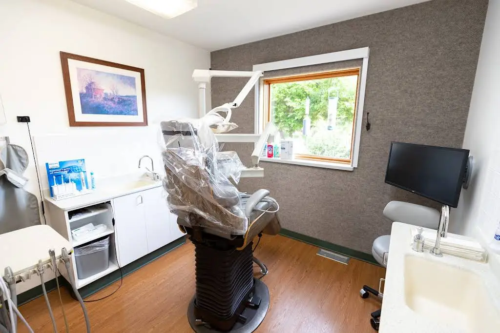 David A. Rice, DDS - Professional dental clinic exterior with modern facilities