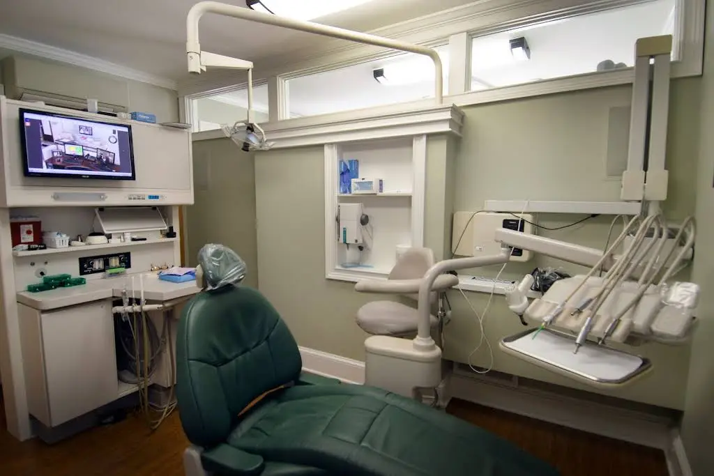West Dundee Dental