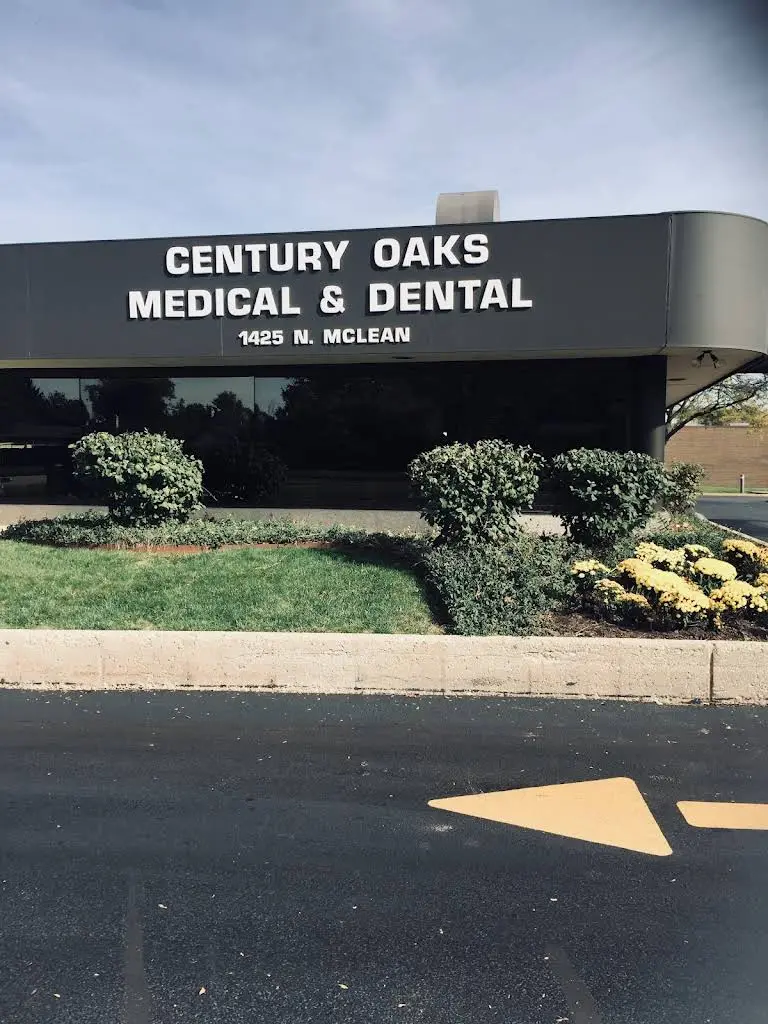 Kugia Dental - Professional dental clinic exterior with modern facilities