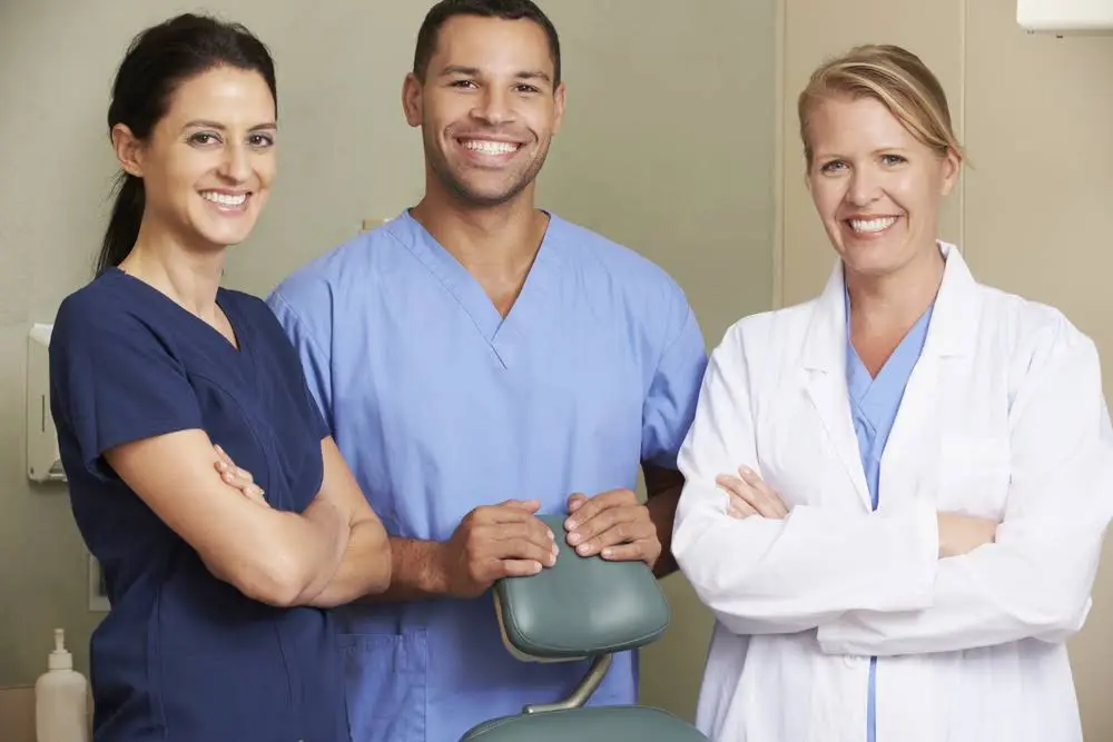Emergency Dentist Bolingbrook - Professional dental clinic exterior with modern facilities
