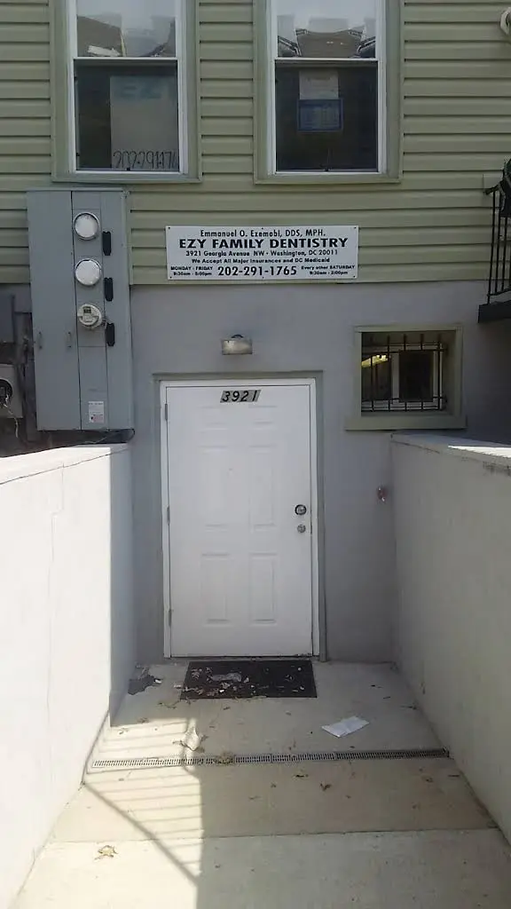 Ezy Family Dentistry - Professional dental clinic exterior with modern facilities