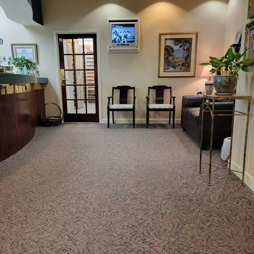 Eagles Pointe Endodontics - Professional dental clinic exterior with modern facilities