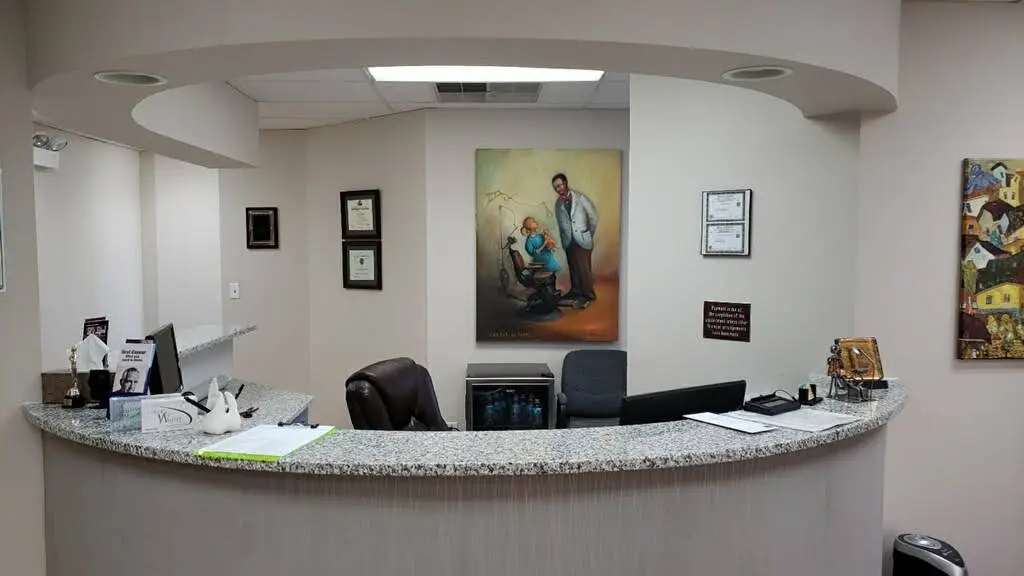 K. J. Kohan, D.D.S., Ltd - Professional dental clinic exterior with modern facilities