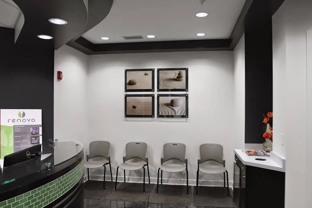 Renovo Endodontic Studio - Professional dental clinic exterior with modern facilities