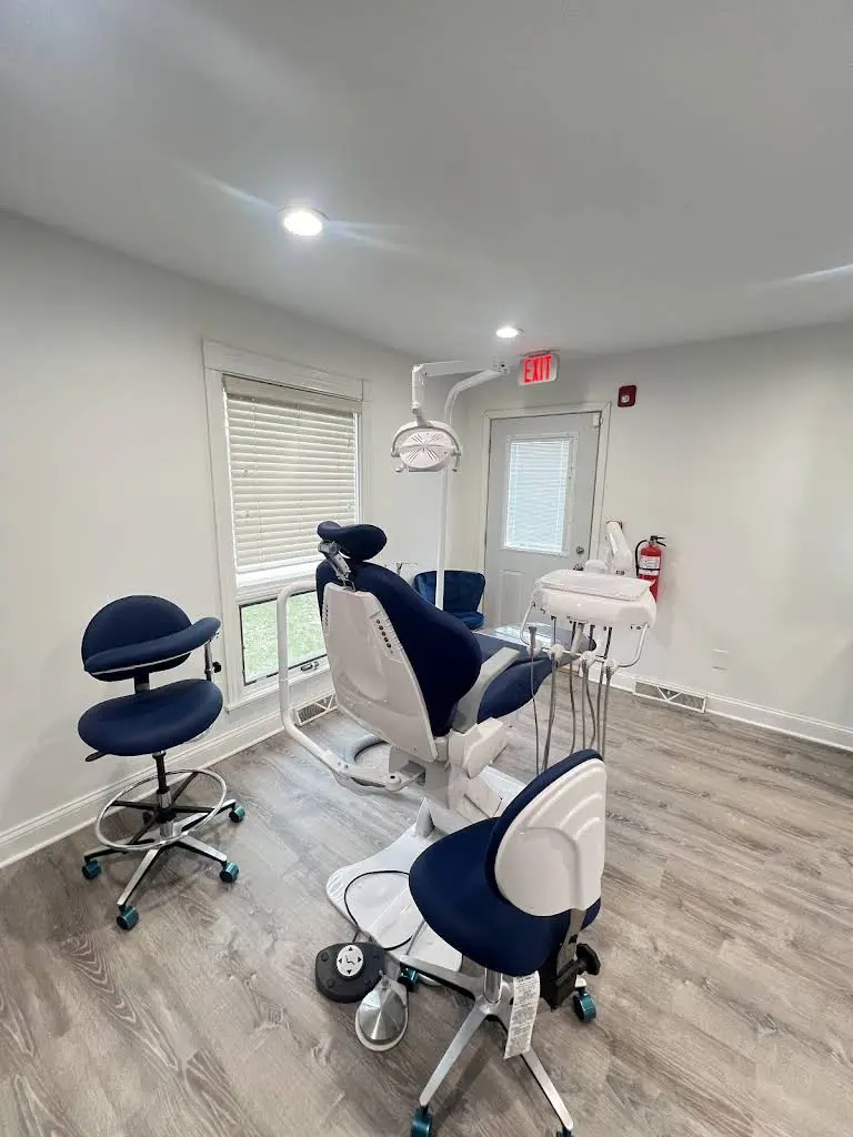 Excel Orthodontics - Professional dental clinic exterior with modern facilities