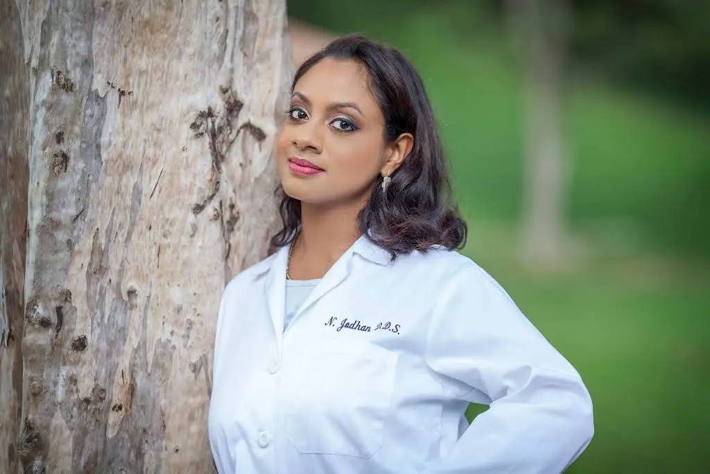 Advanced Periodontics & Implants, Ltd./ Nikisha Jodhan DDS - Professional dental clinic exterior with modern facilities