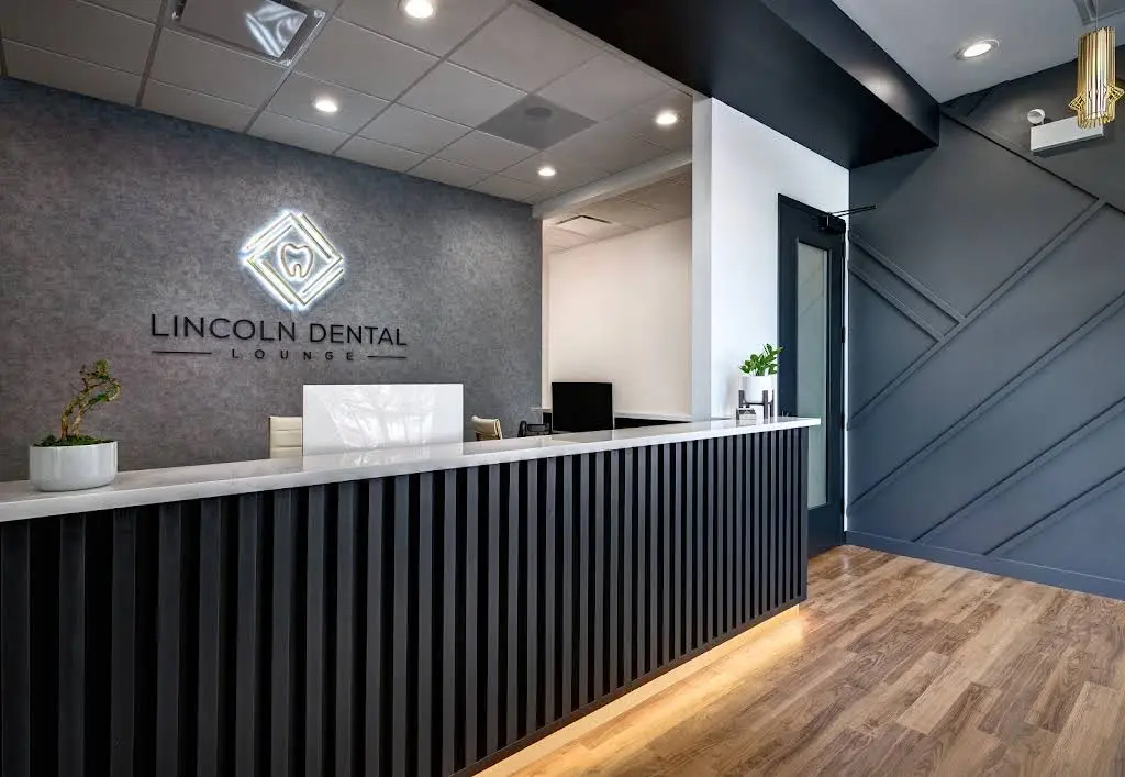 Lincoln Dental Lounge - Professional dental clinic exterior with modern facilities