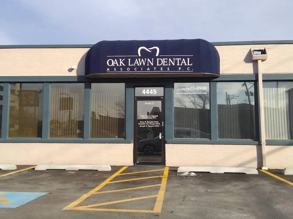 Rossino Dental - Professional dental clinic exterior with modern facilities