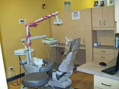 Oswego Dental - Professional dental clinic exterior with modern facilities