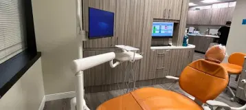 Dlight Dental PLLC