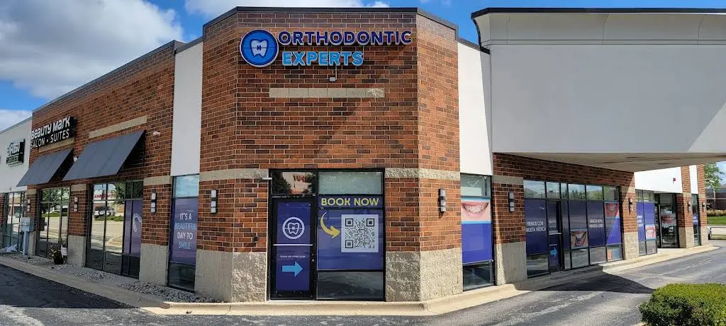 Orthodontic Experts Algonquin - Professional dental clinic exterior with modern facilities