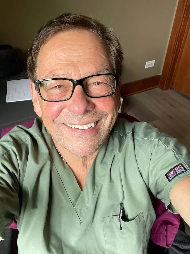 Vincent A Romanelli DDS - Professional dental clinic exterior with modern facilities