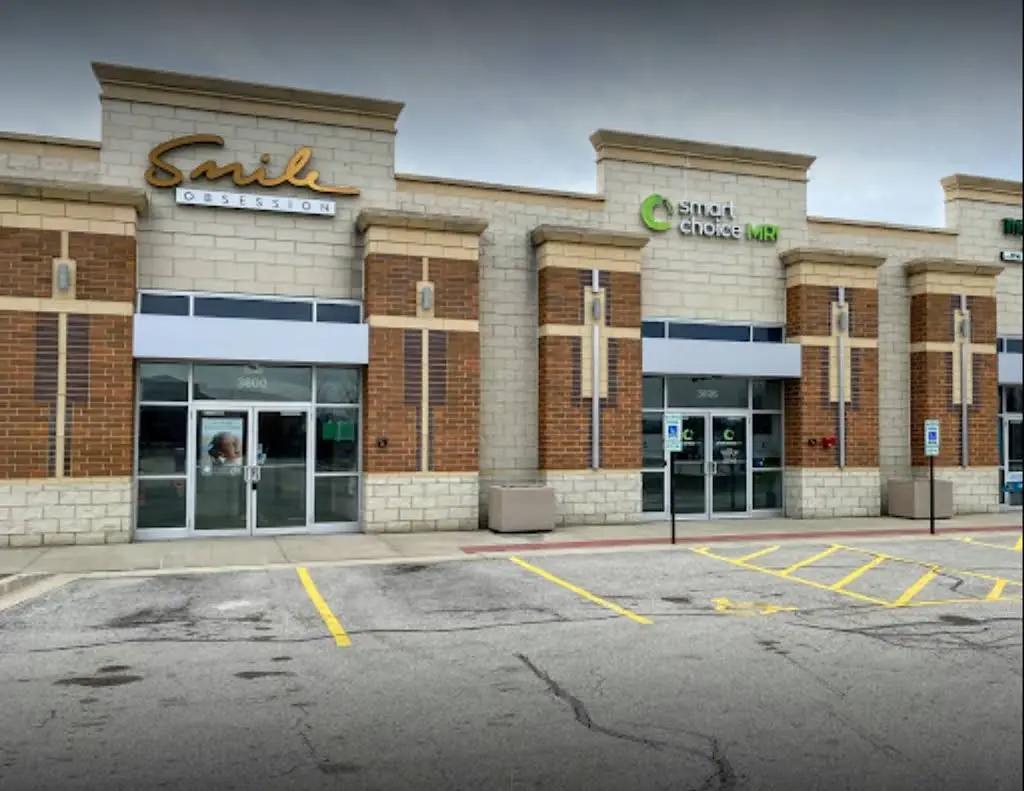 Smile Obsession - Professional dental clinic exterior with modern facilities