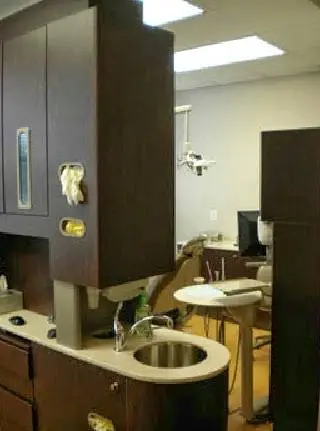 West Broad Dental - Professional dental clinic exterior with modern facilities