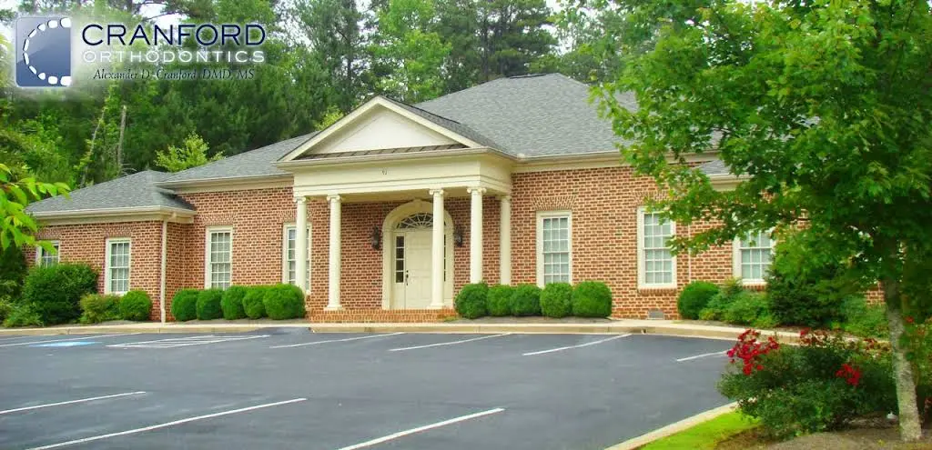 Cranford Orthodontics - Professional dental clinic exterior with modern facilities