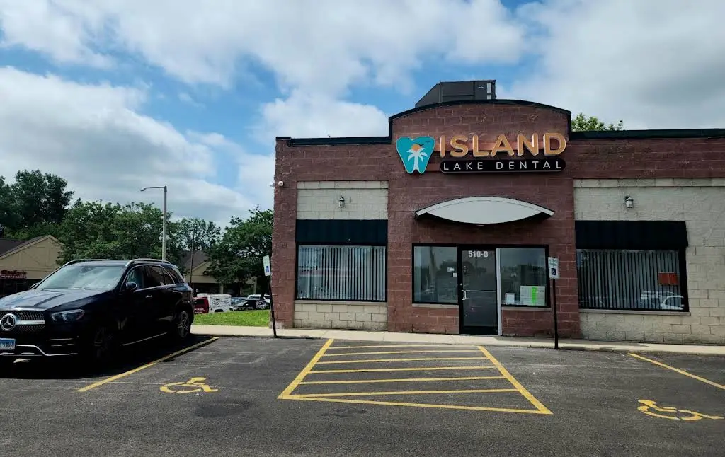 Island Lake Dental - Professional dental clinic exterior with modern facilities