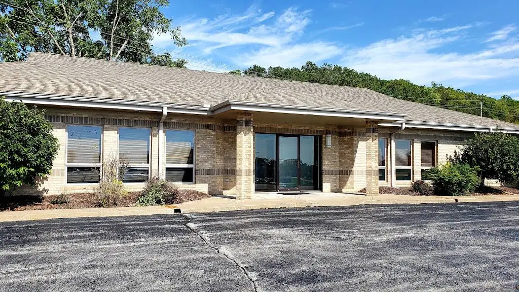 Virdi Dental - Professional dental clinic exterior with modern facilities