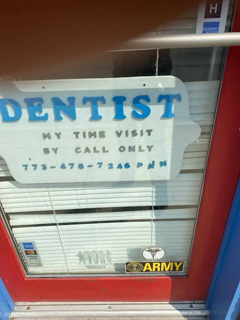24 Hour Dentist - Professional dental clinic exterior with modern facilities