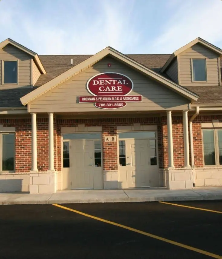 Brennan & Peloquin DDS - Professional dental clinic exterior with modern facilities