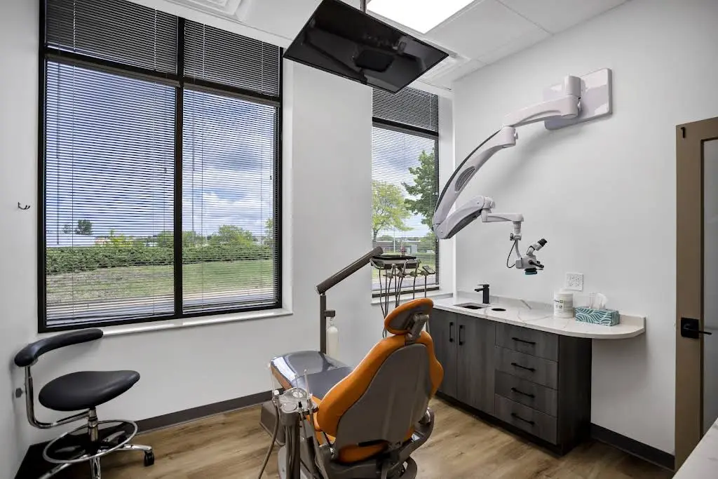 Elite Dental Specialists - Professional dental clinic exterior with modern facilities