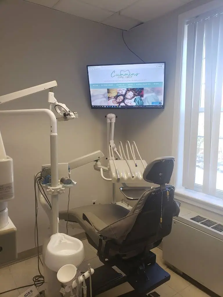 Cummins Dental Group