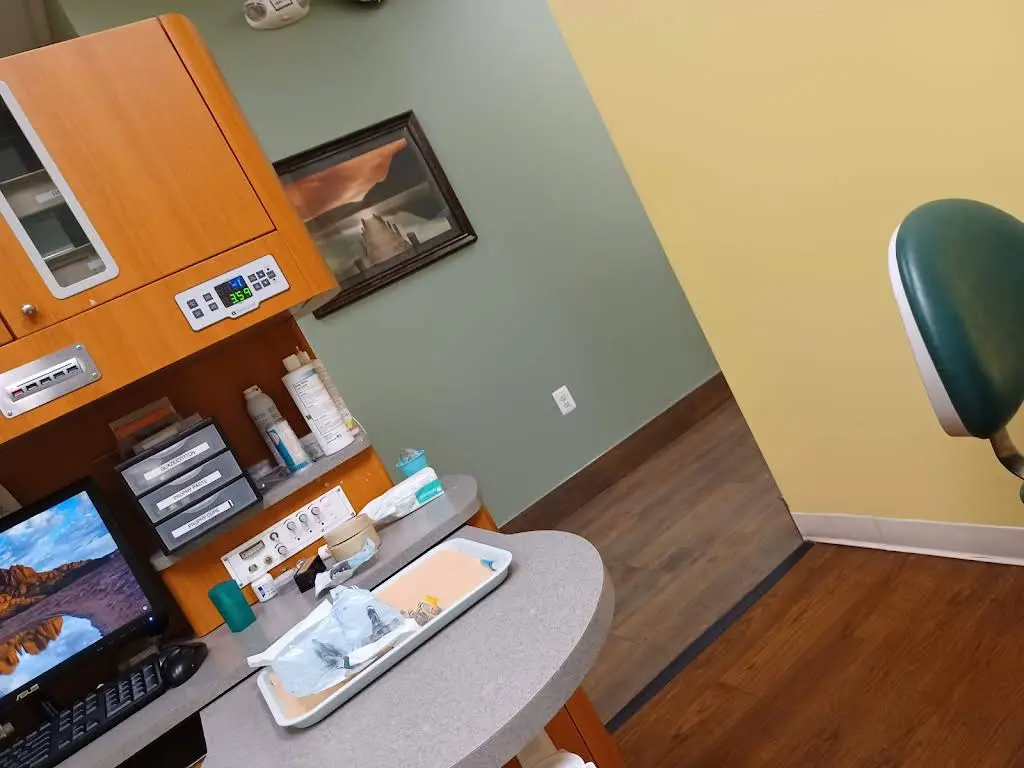 Dental Dreams - Professional dental clinic exterior with modern facilities