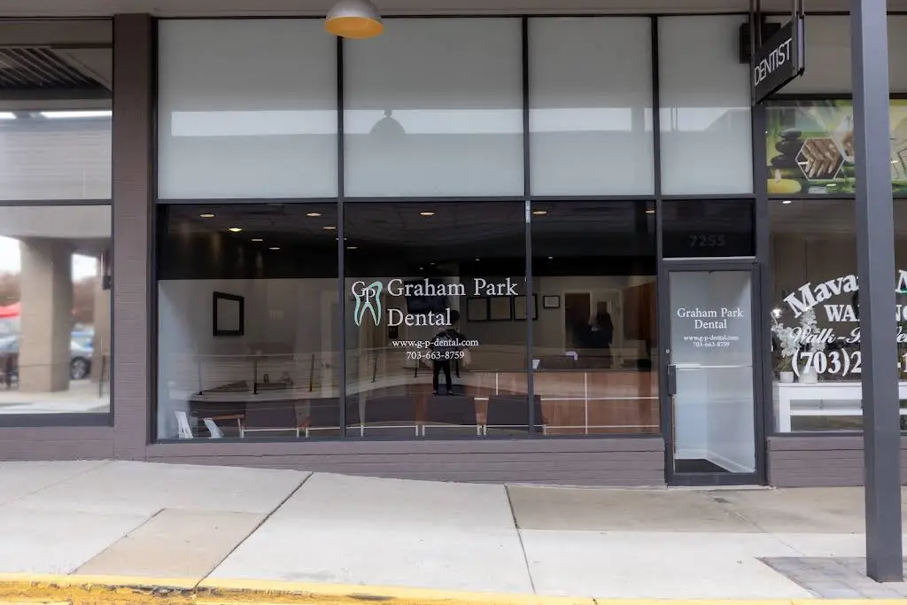 Graham Park Dental - Professional dental clinic exterior with modern facilities