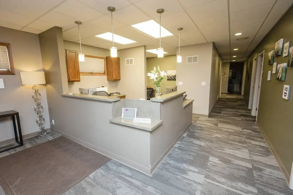 Vroman Orthodontics - Professional dental clinic exterior with modern facilities