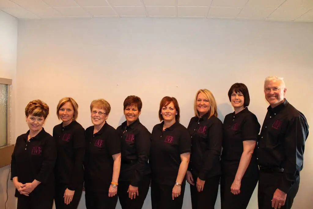Frederick P Waldschmidt DDS - Professional dental clinic exterior with modern facilities
