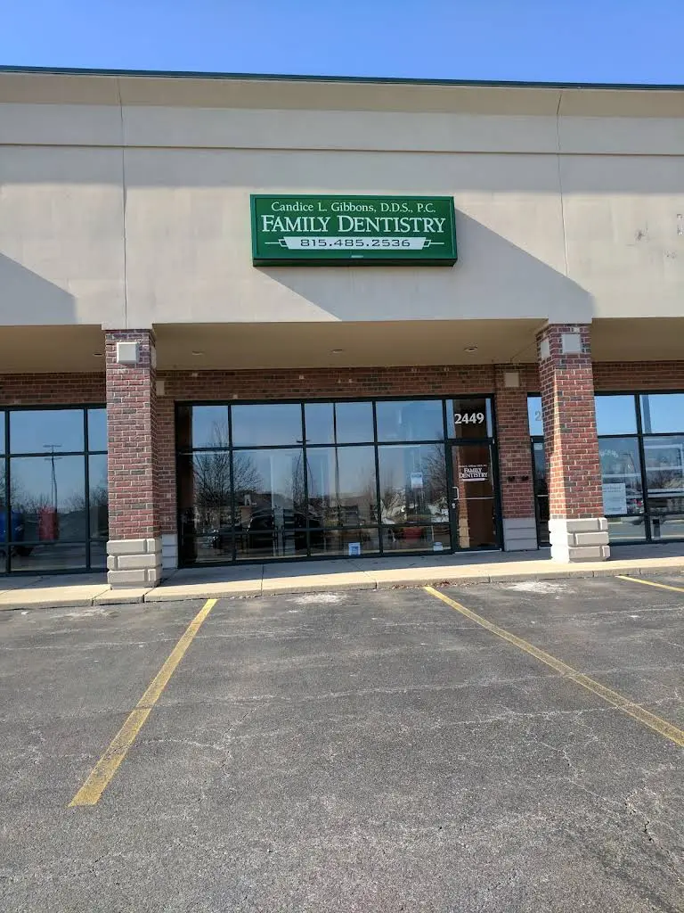 Candice L. Gibbons, D.D.S., PC - Professional dental clinic exterior with modern facilities