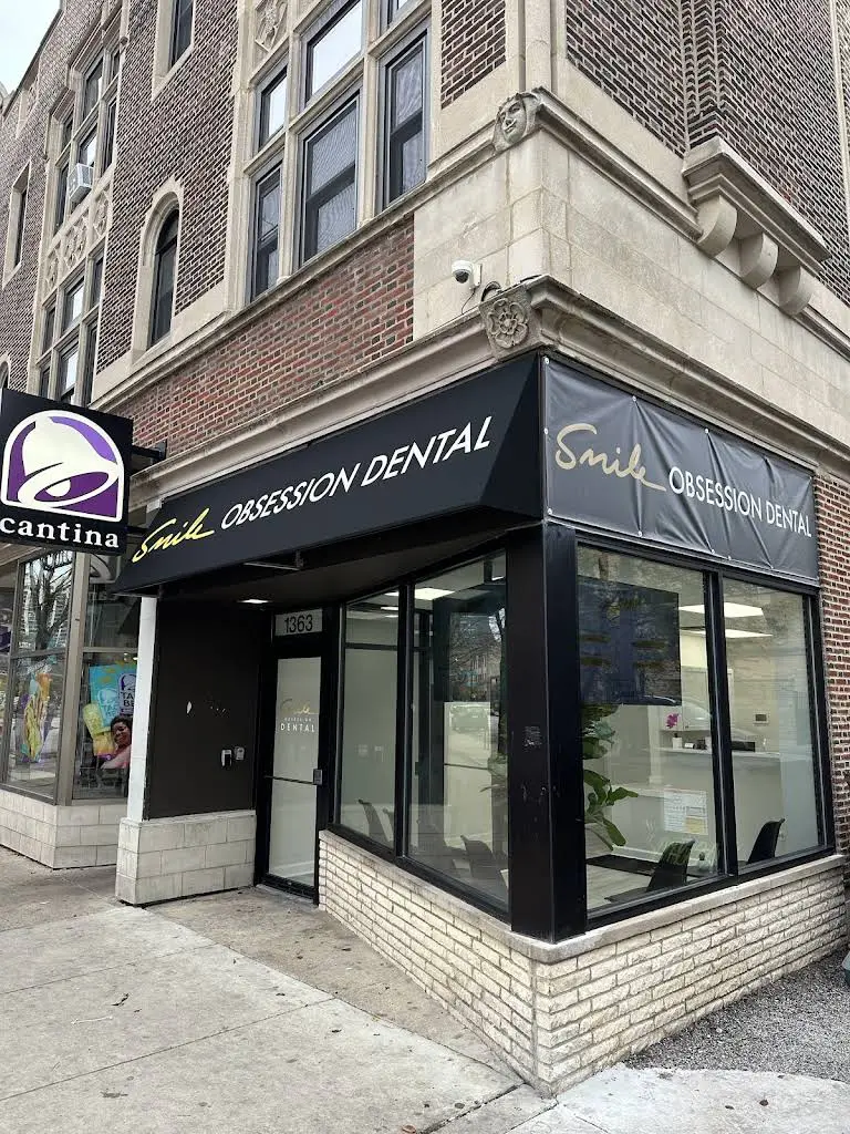 Smile Obsession Dental - Hyde Park - Professional dental clinic exterior with modern facilities