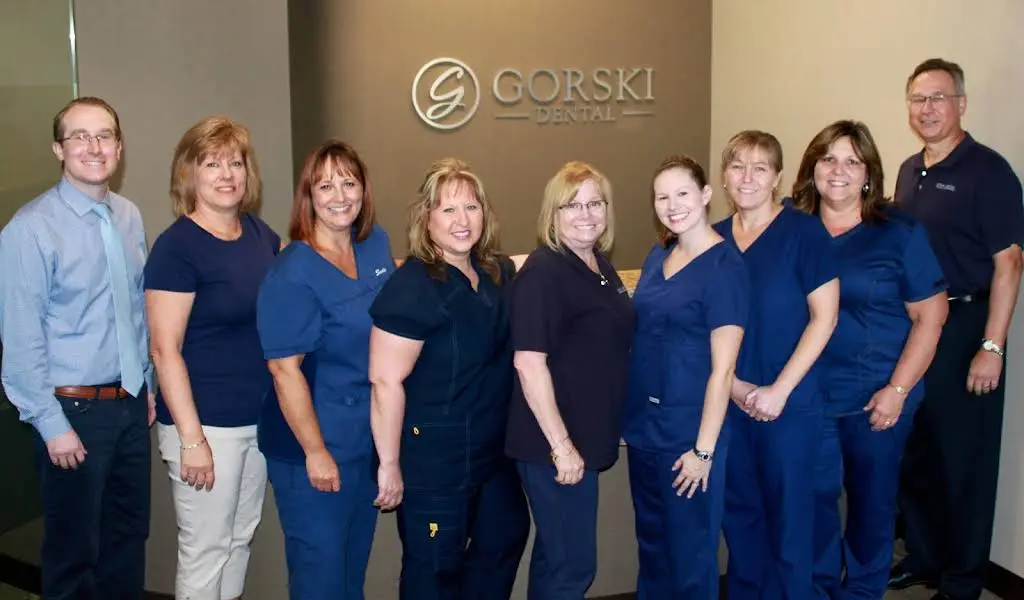 Gorski Dental - Professional dental clinic exterior with modern facilities