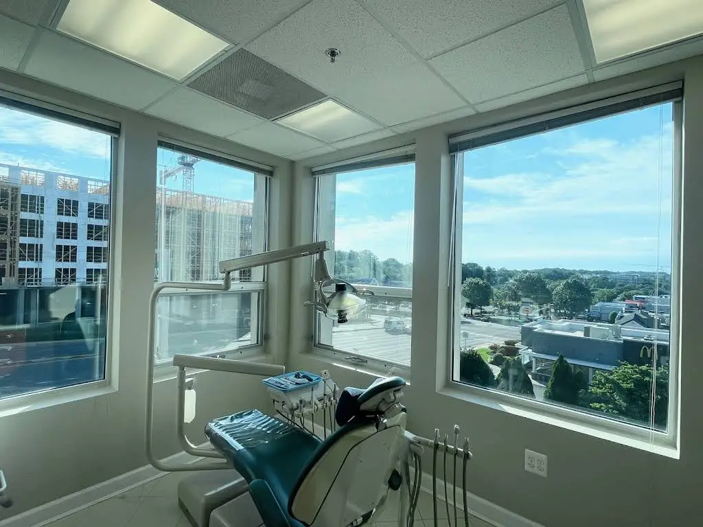 Mosaic Dental - Professional dental clinic exterior with modern facilities