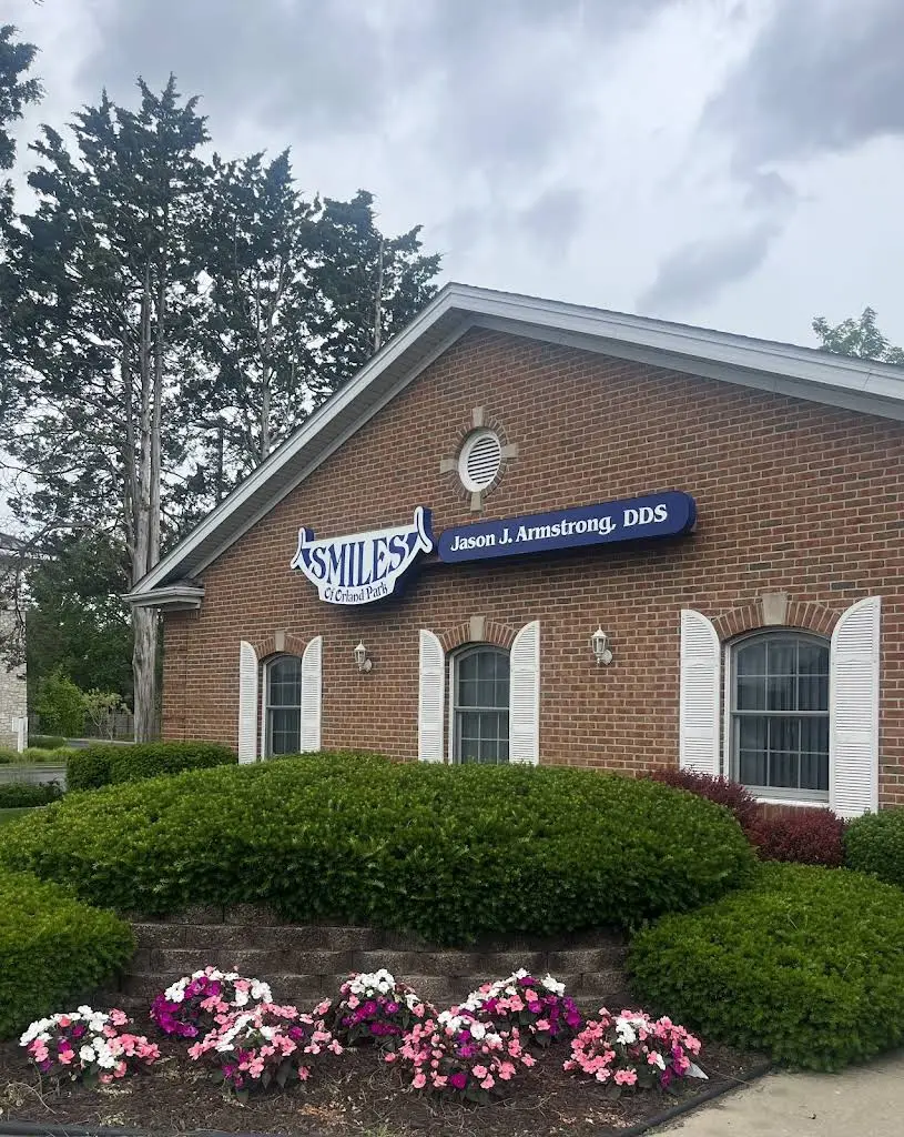Smiles of Orland Park - Professional dental clinic exterior with modern facilities
