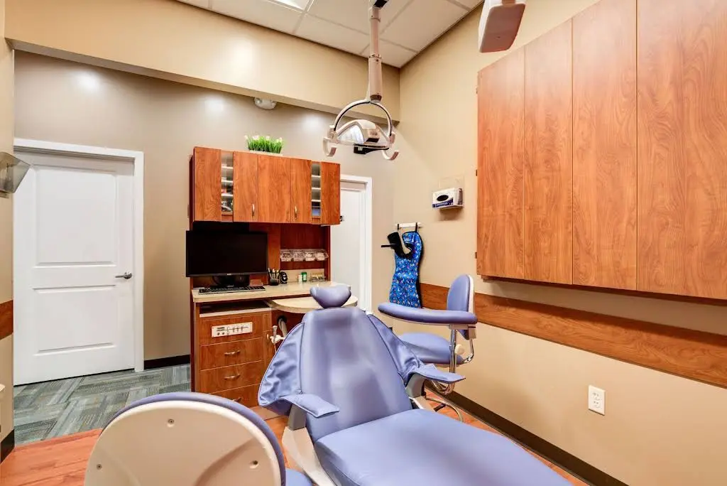 Healthy Dental - Professional dental clinic exterior with modern facilities