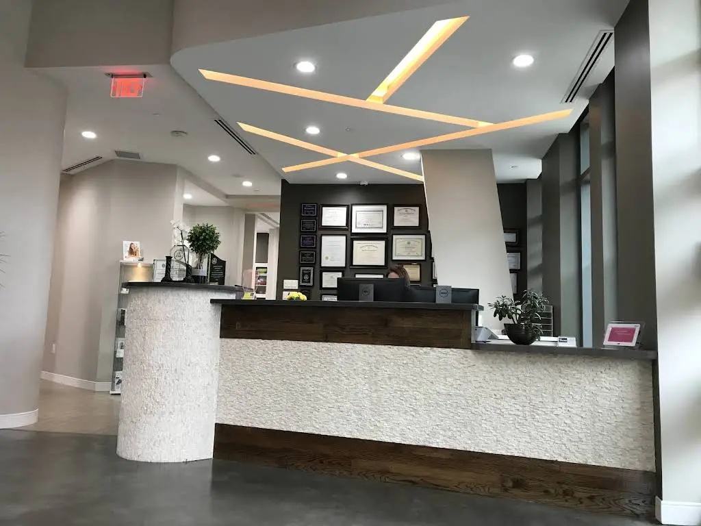 Dental Excellence Integrative Center - Professional dental clinic exterior with modern facilities
