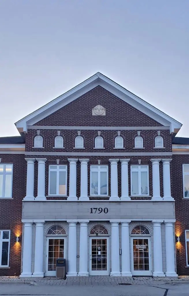 Northshore Metropolitan Dental Associates - Professional dental clinic exterior with modern facilities