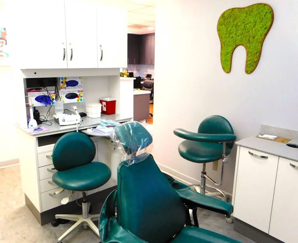 Greenway Dental Group - Professional dental clinic exterior with modern facilities